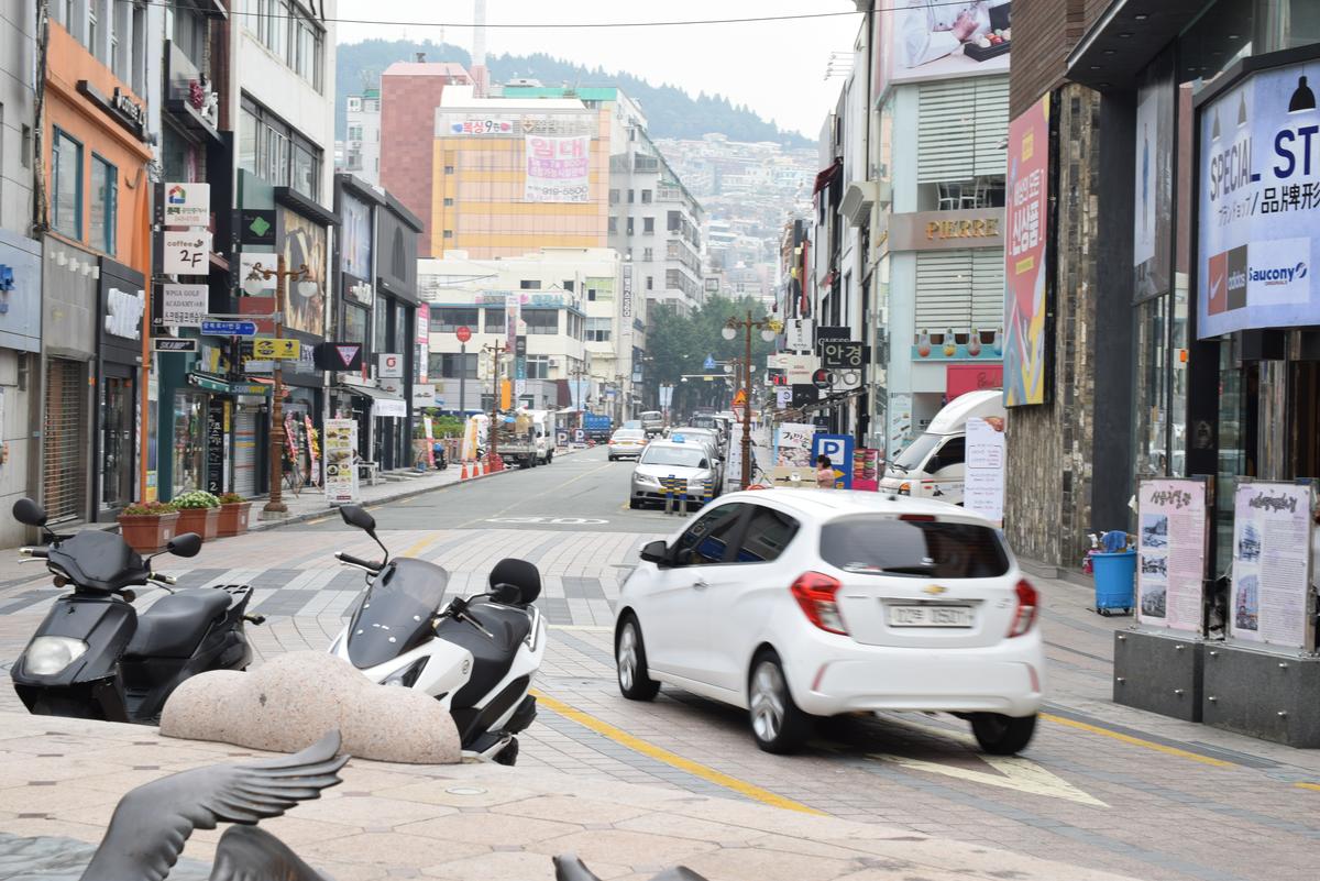 9月8日 韓国・釜山港に到着 – コスタビクトリア乗船記7